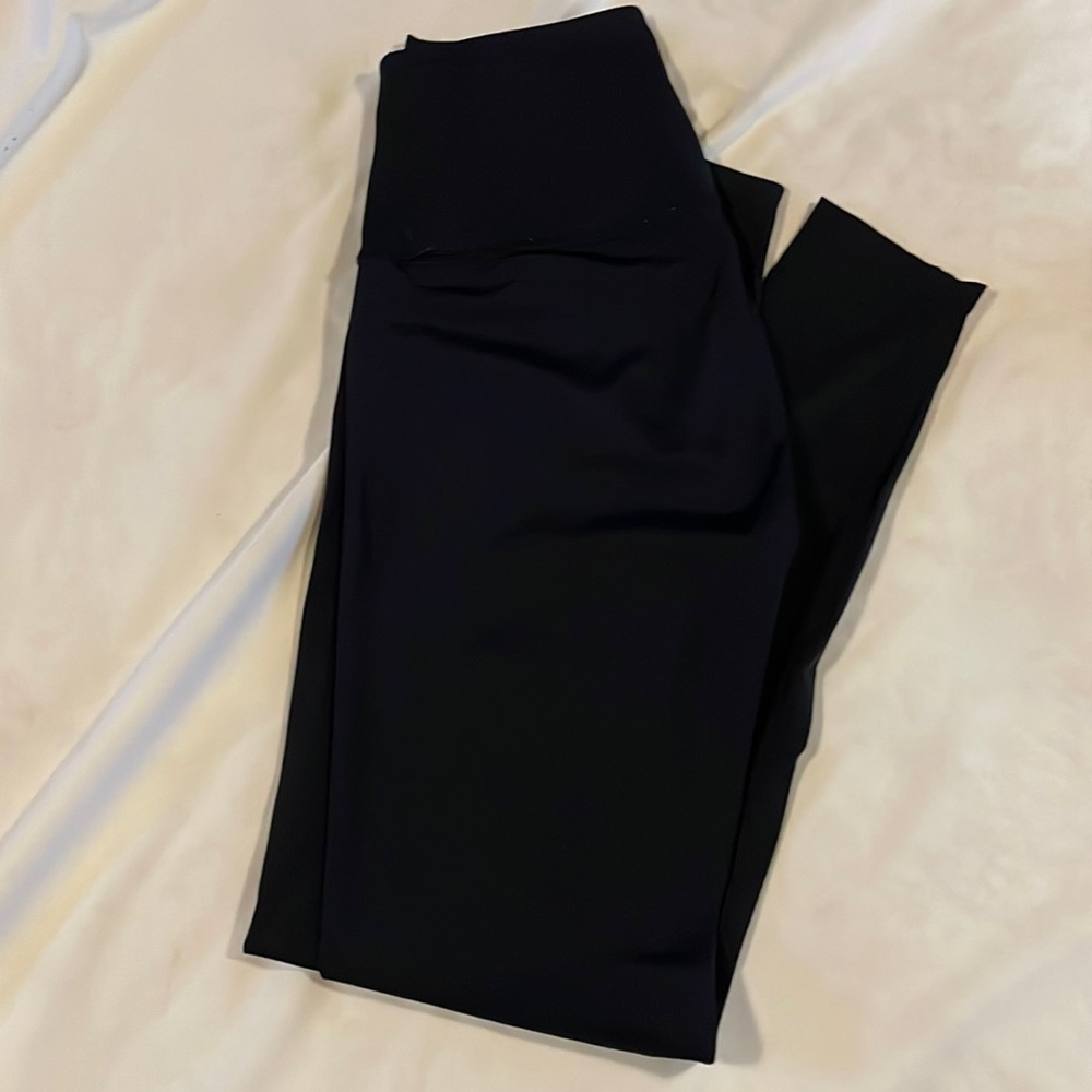 Beyond yoga shiny leggings